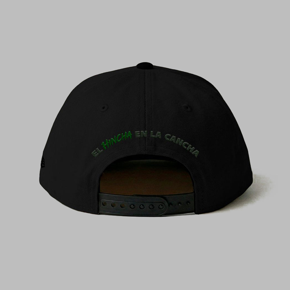 Gorra DM2 Hombre El Hincha en la Cancha - Negro