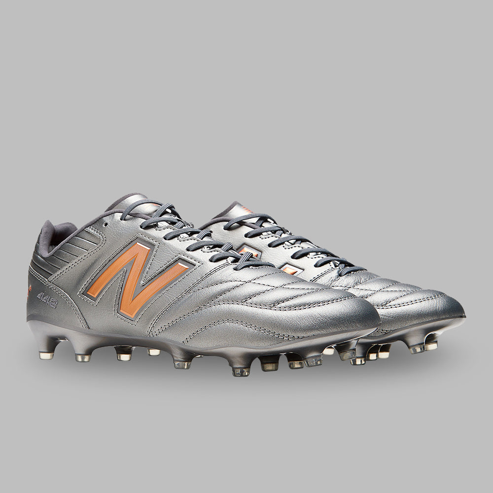 Guayos New Balance Hombre 442 V2 Pro FG- Plateado