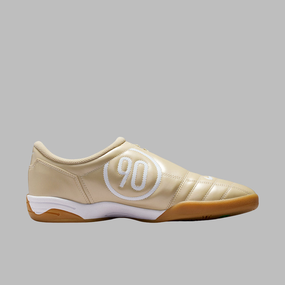 Tenis Nike Hombre Total 90 Dorado Fútbol |Cancha bajo techo