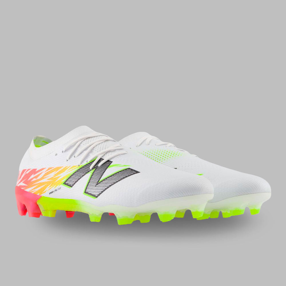 Guayos New Balance Hombre Furon Elite FG V8 - Blanco