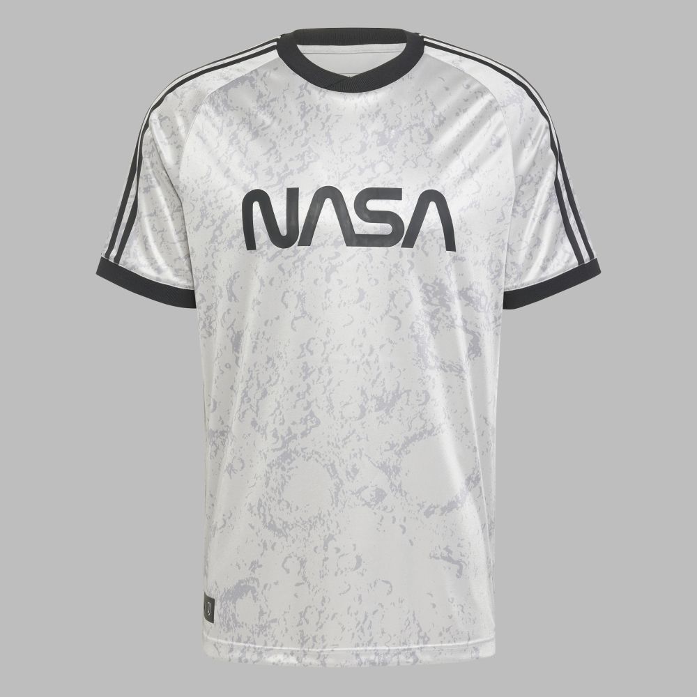 Camiseta adidas Hombre Juvestus x NASA - Gris