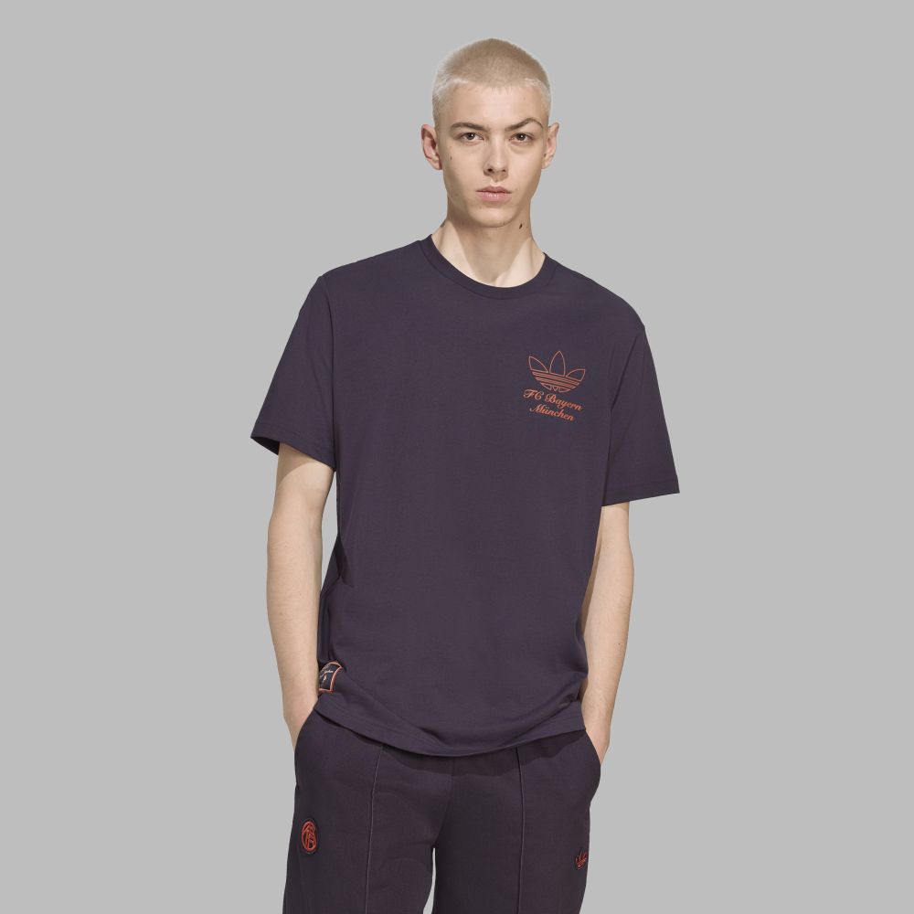 Camiseta adidas Hombre FCBayern Terrace Icons Graphi-Purpura