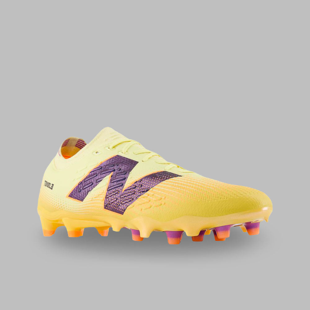 Guayos New Balance Hombre Tekela Pro Low Laced FG V4+Amarillo