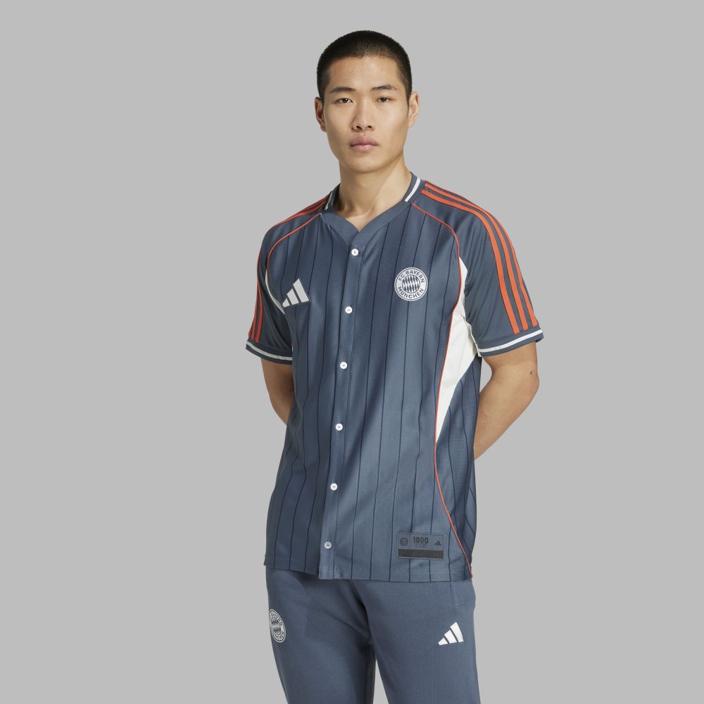 Camiseta adidas Hombre del FC Bayern EE. UU. – Gris